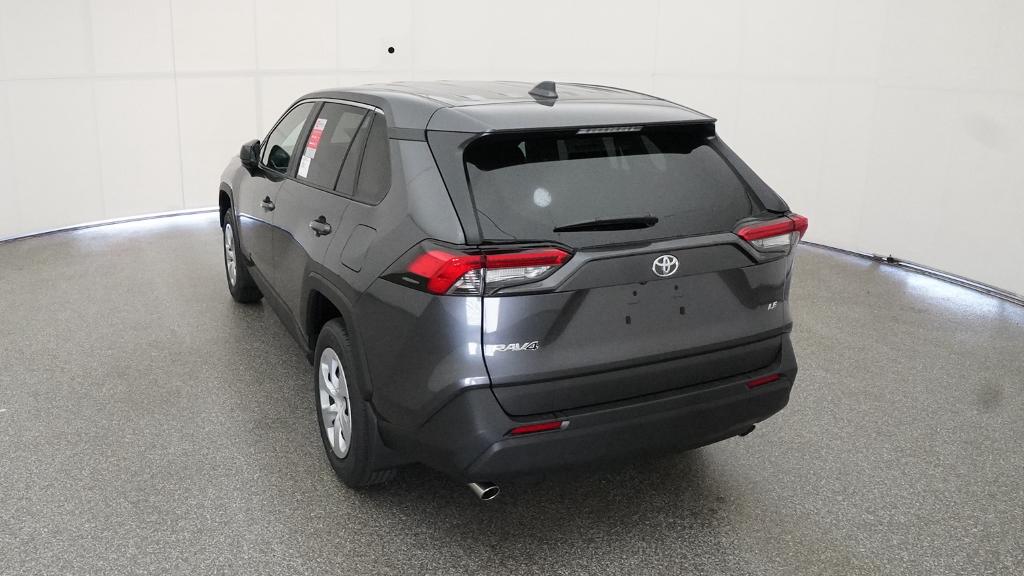 2025 Toyota RAV4 LE photo 16