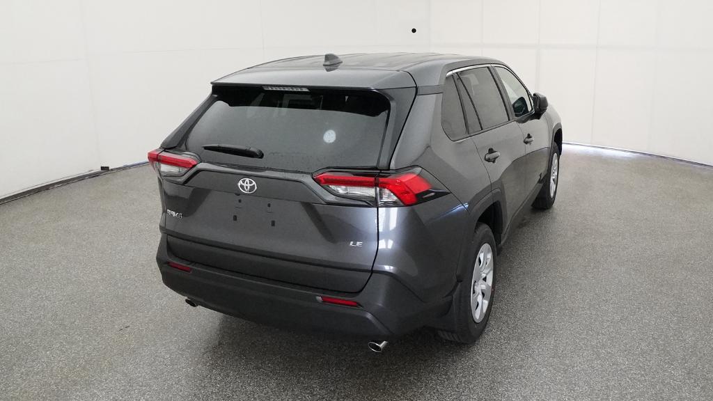 2025 Toyota RAV4 LE photo 19
