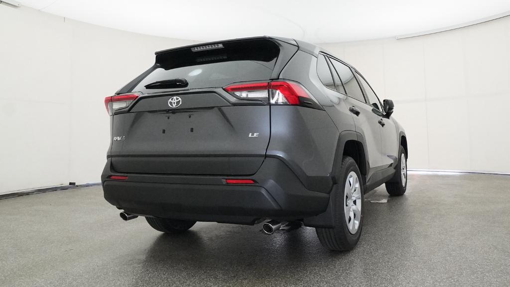 2025 Toyota RAV4 LE photo 20