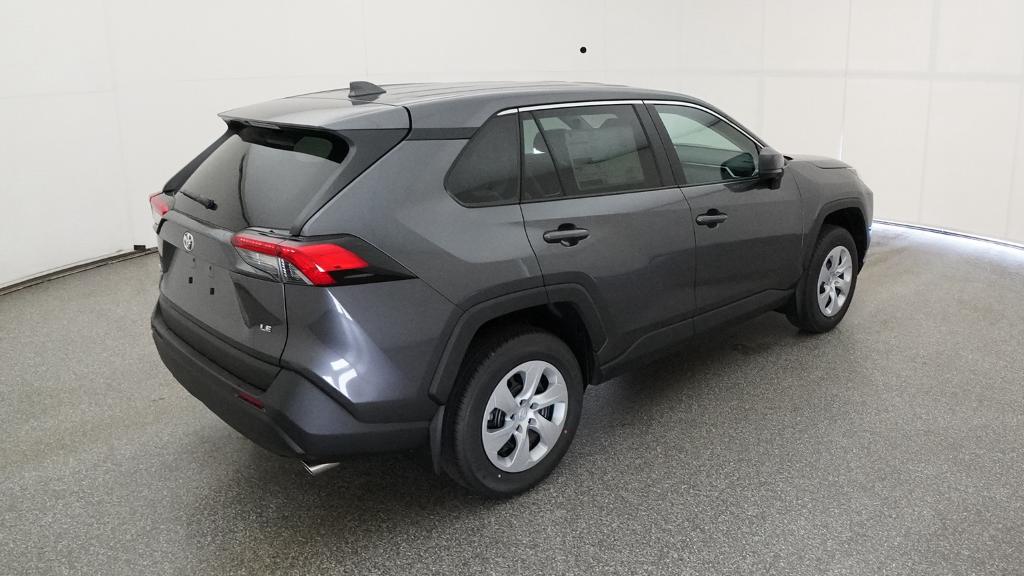 2025 Toyota RAV4 LE photo 22