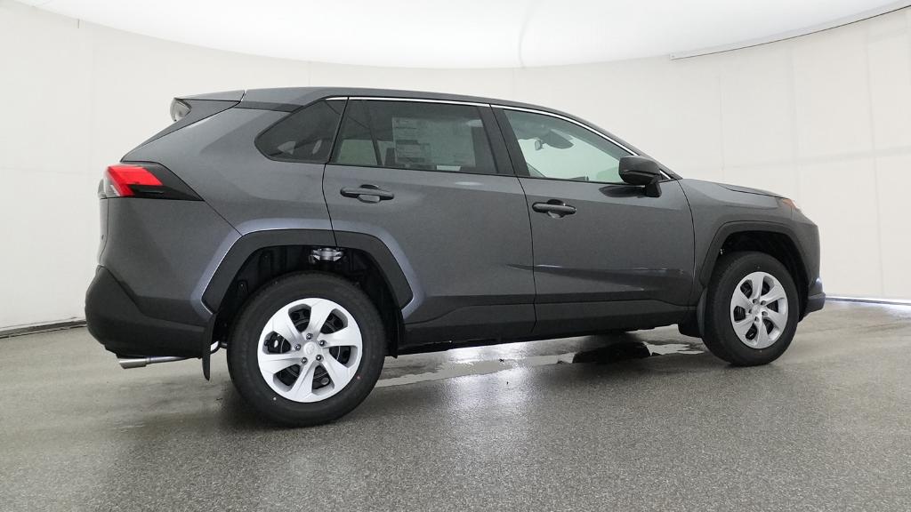 2025 Toyota RAV4 LE photo 23