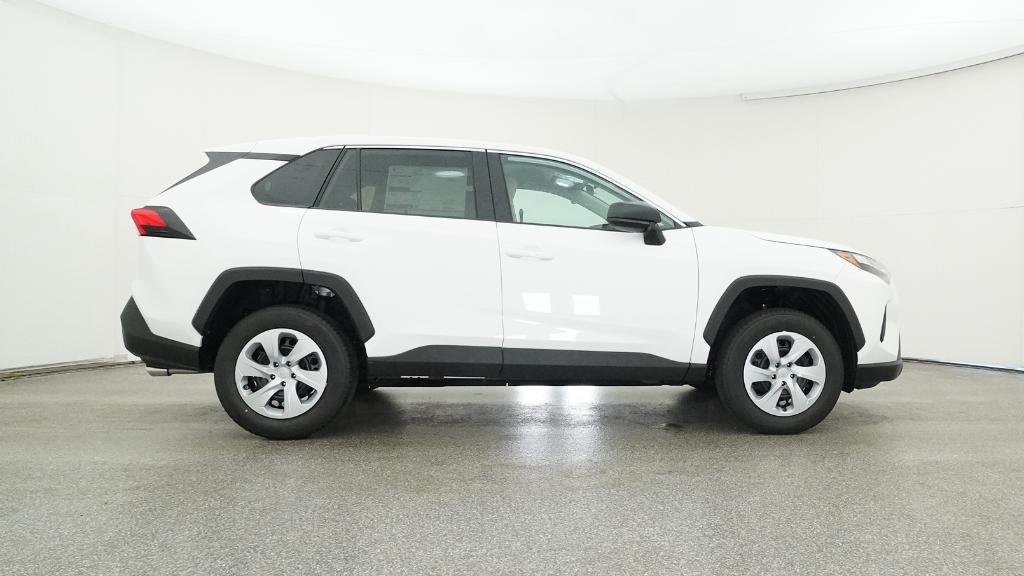 2025 Toyota RAV4 LE photo 23