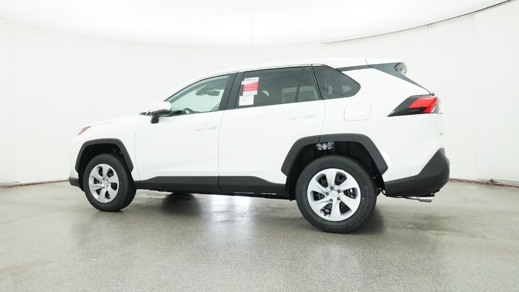2025 Toyota RAV4 LE photo 11