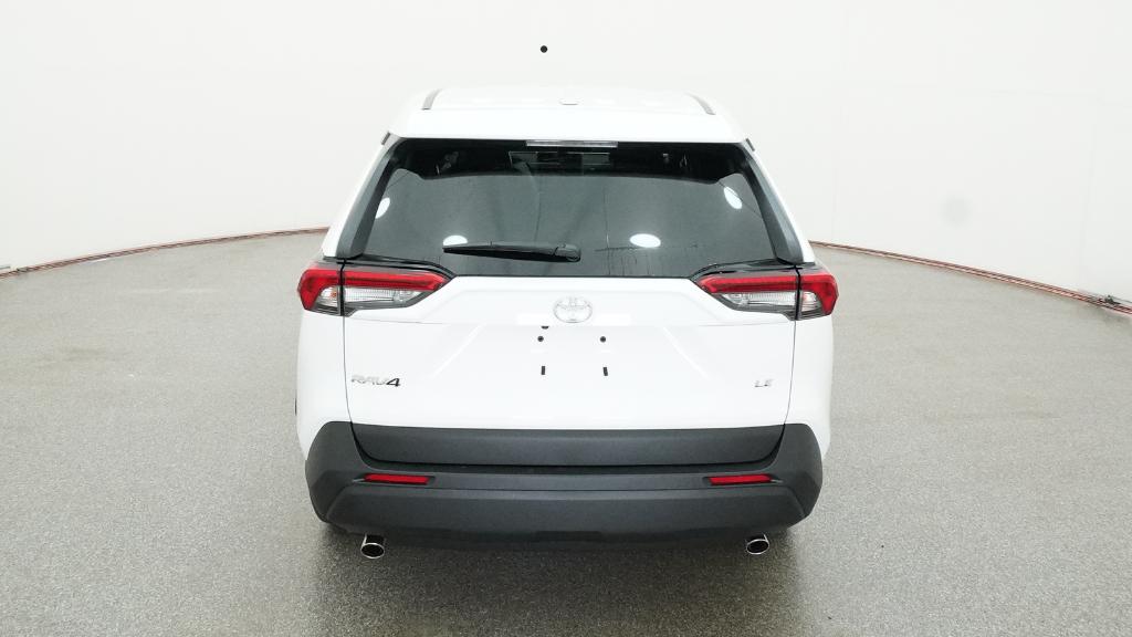 2025 Toyota RAV4 LE photo 17