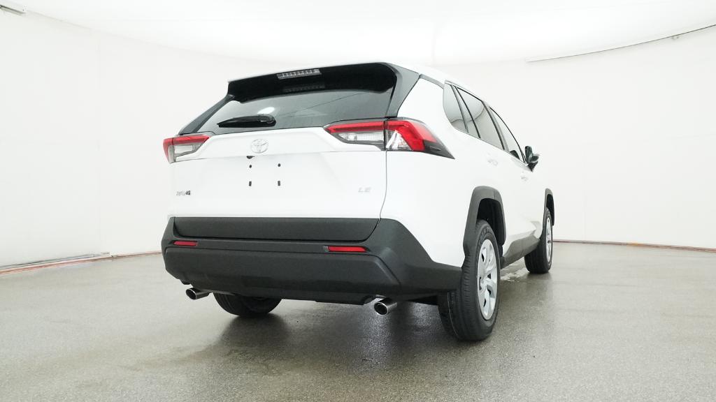 2025 Toyota RAV4 LE photo 19