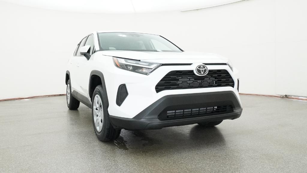 2025 Toyota RAV4 LE photo 30