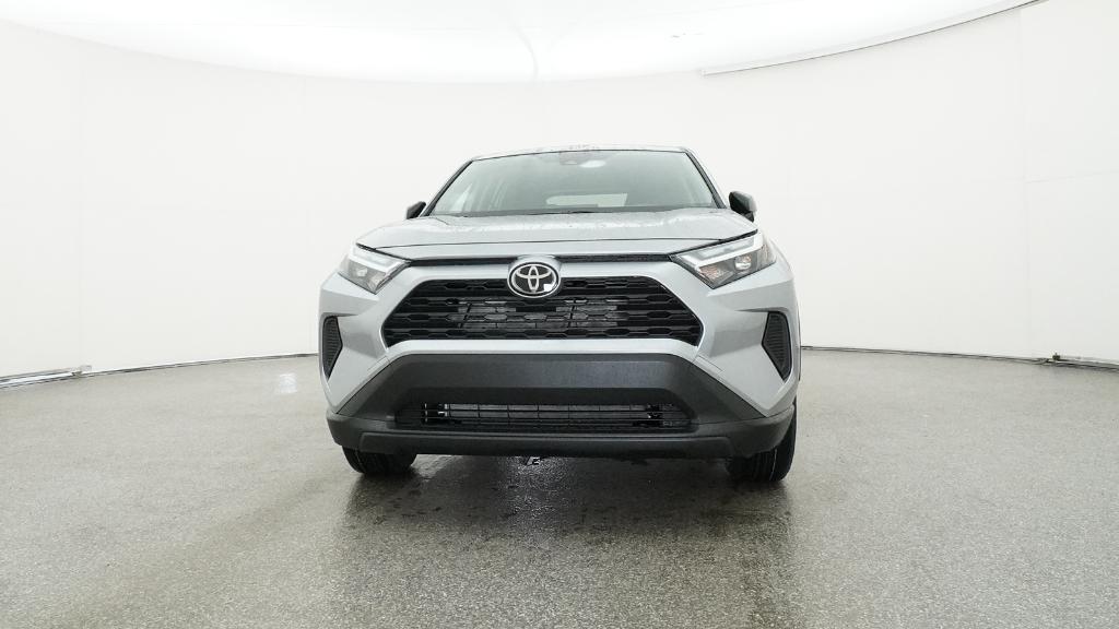 2025 Toyota RAV4 LE photo 3