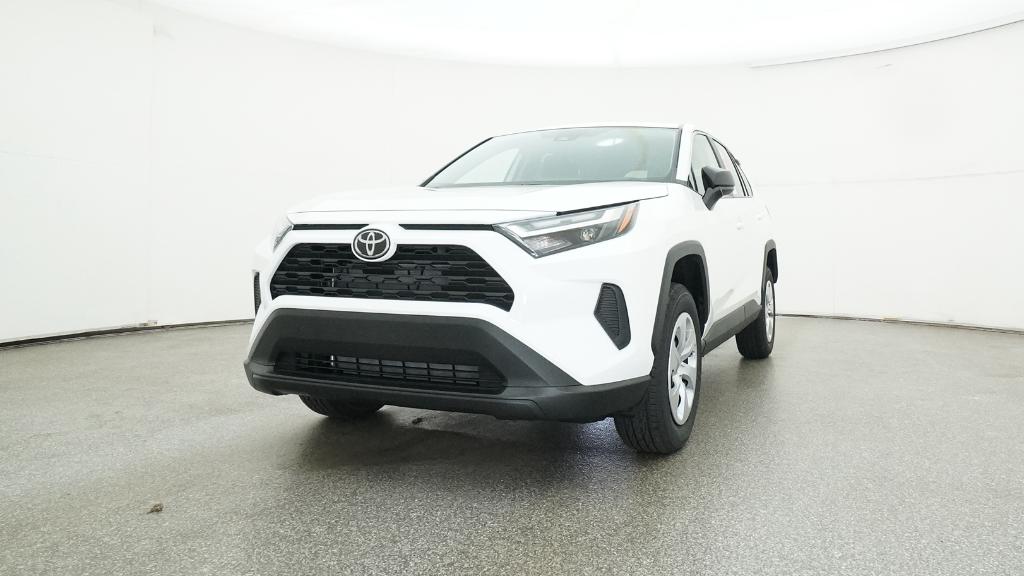 2025 Toyota RAV4 LE photo 4