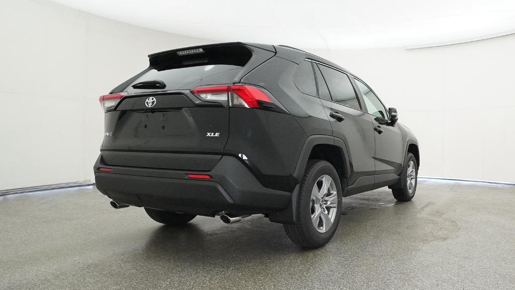 2025 Toyota RAV4 XLE photo 20