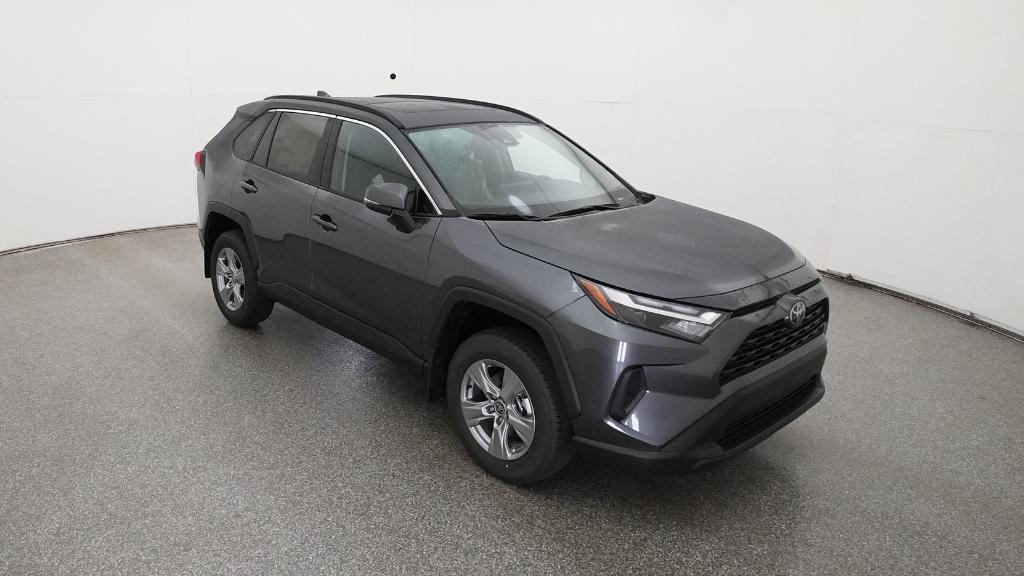 2025 Toyota RAV4 XLE photo 25