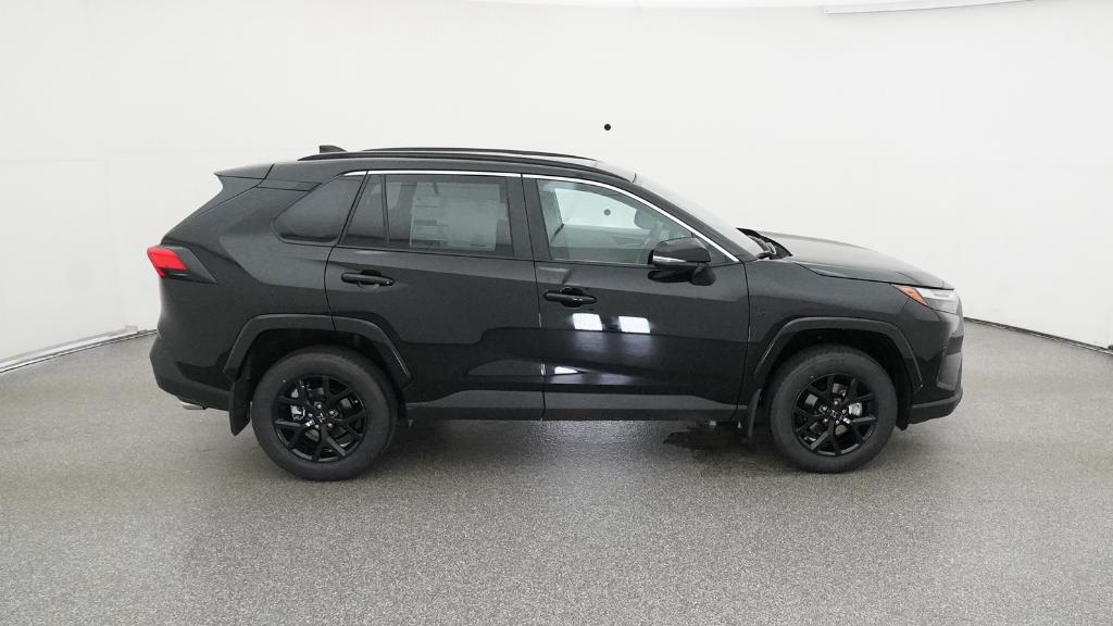 2025 Toyota RAV4 XLE photo 21