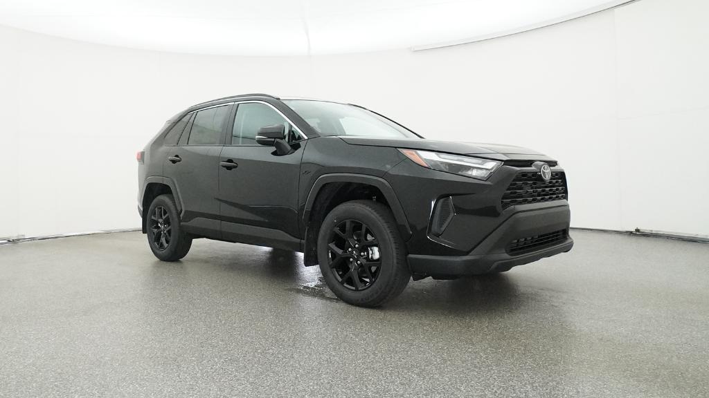 2025 Toyota RAV4 XLE photo 26