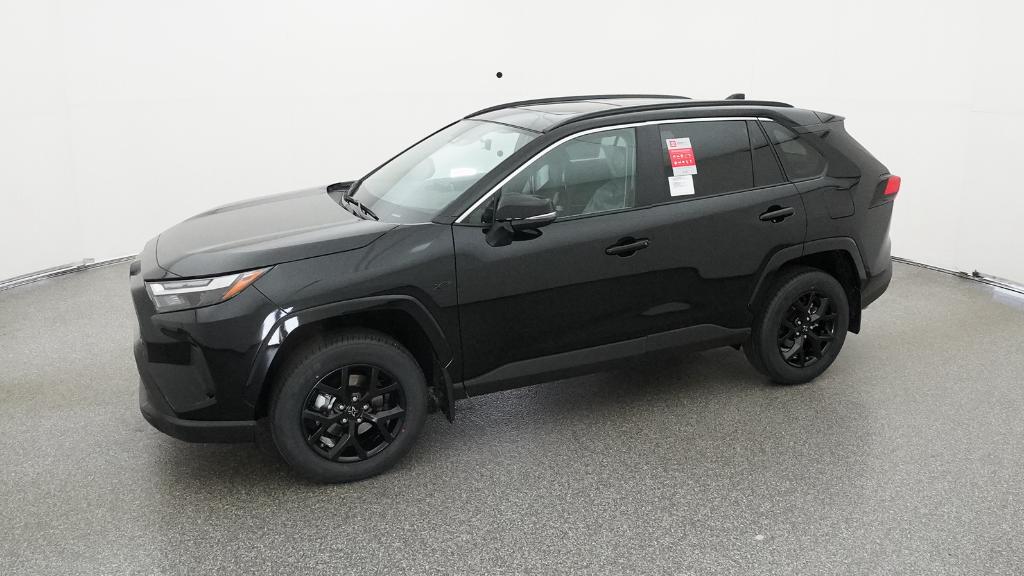 2025 Toyota RAV4 XLE photo 3