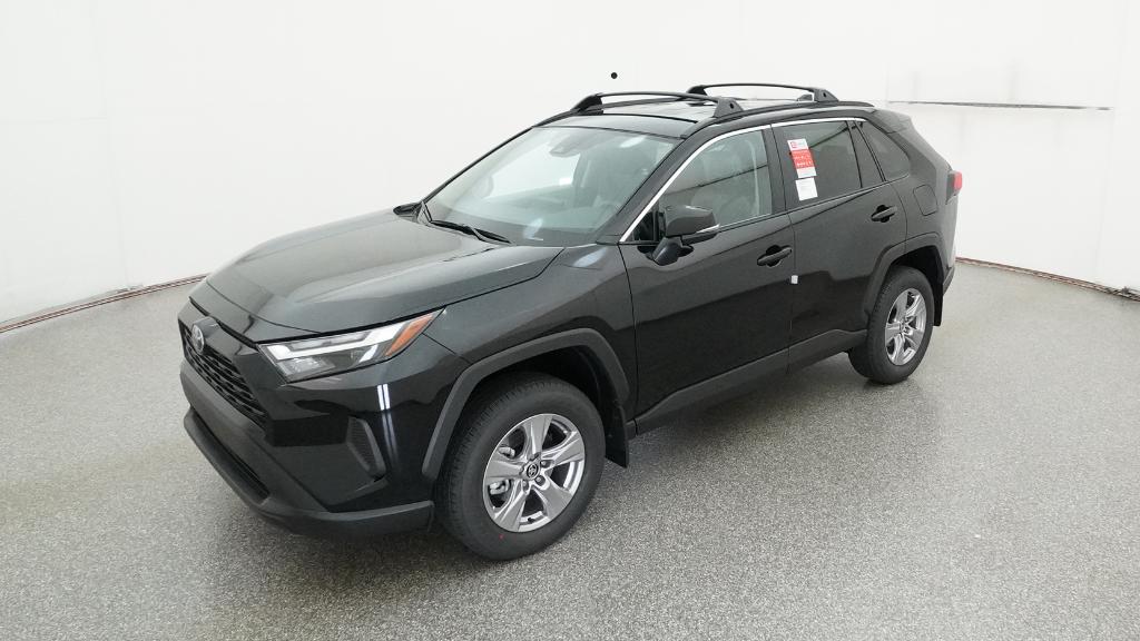 2025 Toyota RAV4 LE photo 3
