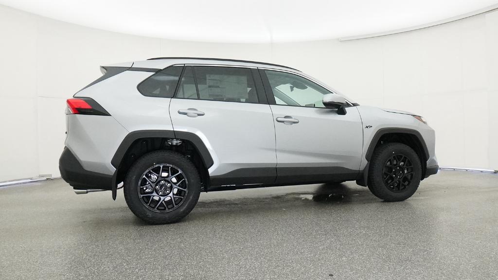 2025 Toyota RAV4 XLE photo 17