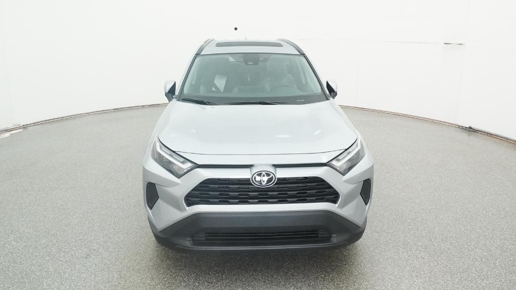 2025 Toyota RAV4 XLE photo 2