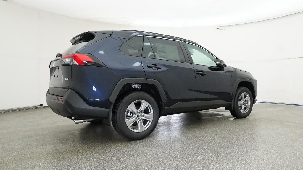 2025 Toyota RAV4 XLE photo 20
