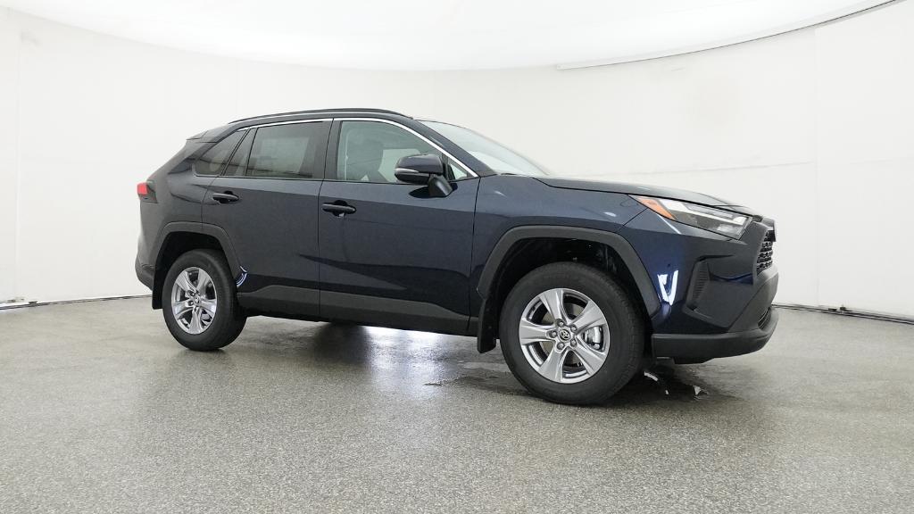 2025 Toyota RAV4 XLE photo 27