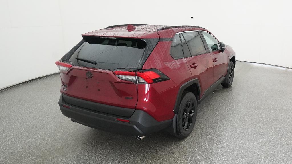 2025 Toyota RAV4 XLE photo 19