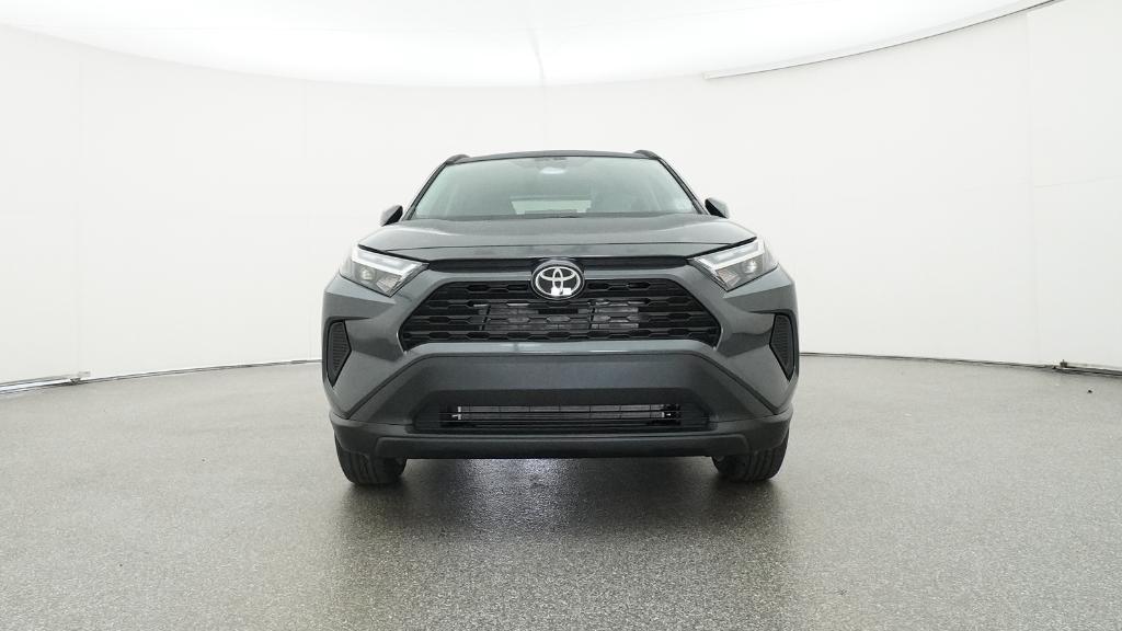 2025 Toyota RAV4 XLE photo 27