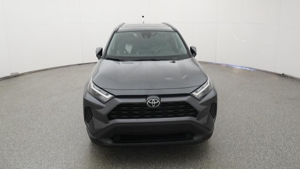 2025 Toyota RAV4 XLE photo 2
