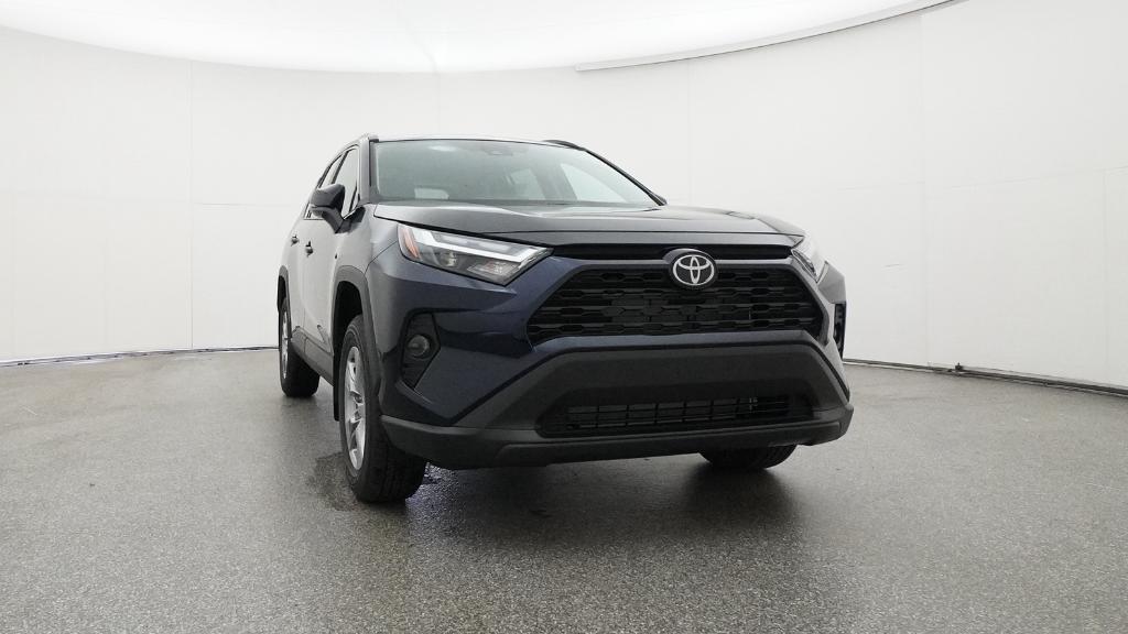 2025 Toyota RAV4 XLE photo 25