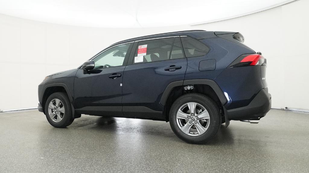2025 Toyota RAV4 XLE photo 12
