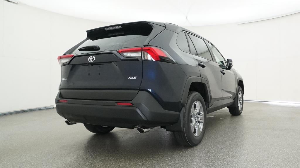 2025 Toyota RAV4 XLE photo 20