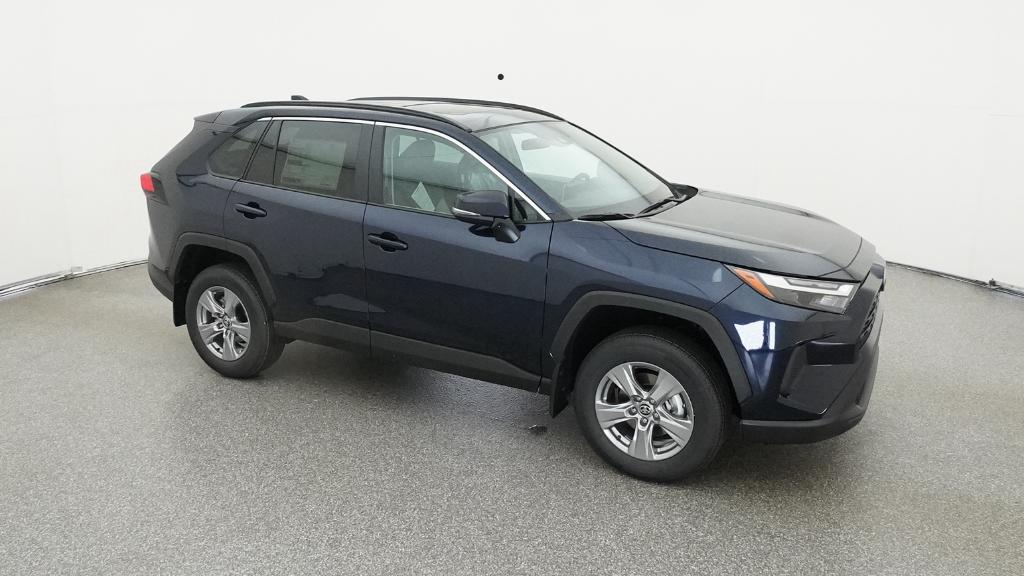 2025 Toyota RAV4 XLE photo 27