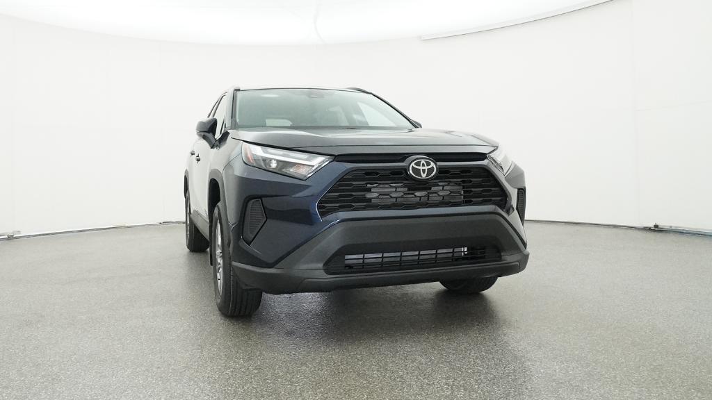 2025 Toyota RAV4 XLE photo 31