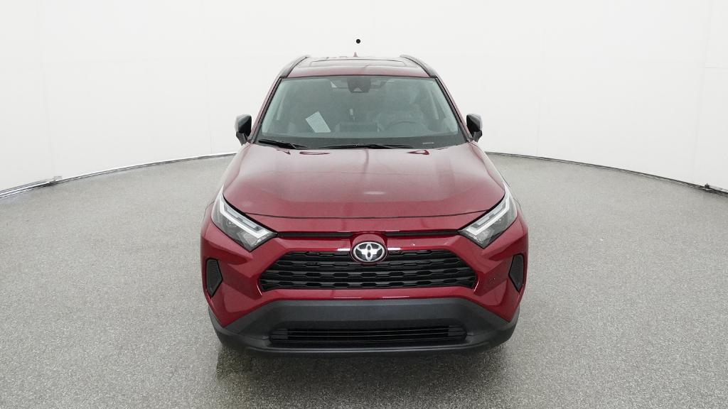 2025 Toyota RAV4 XLE photo 2