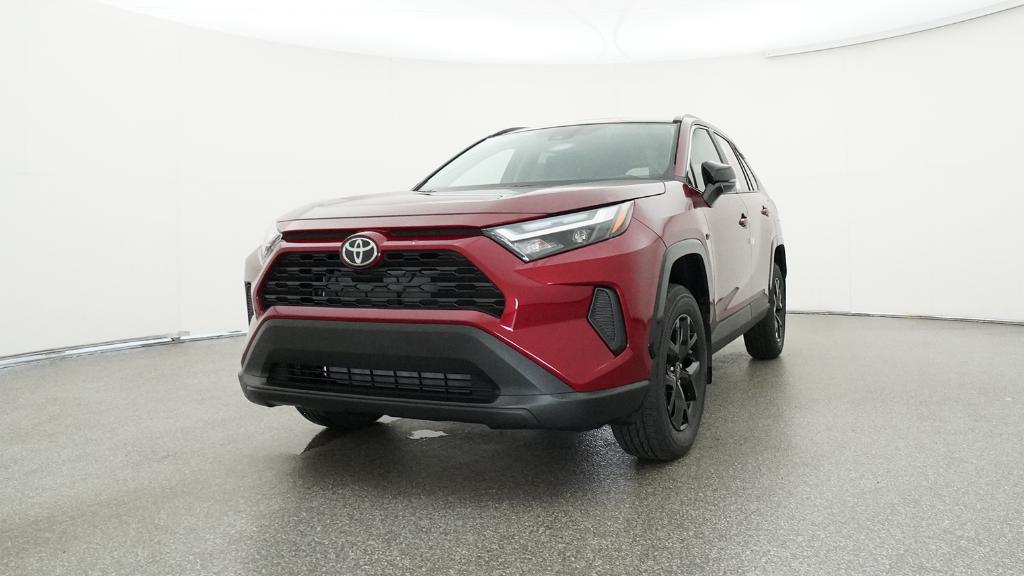 2025 Toyota RAV4 XLE photo 4