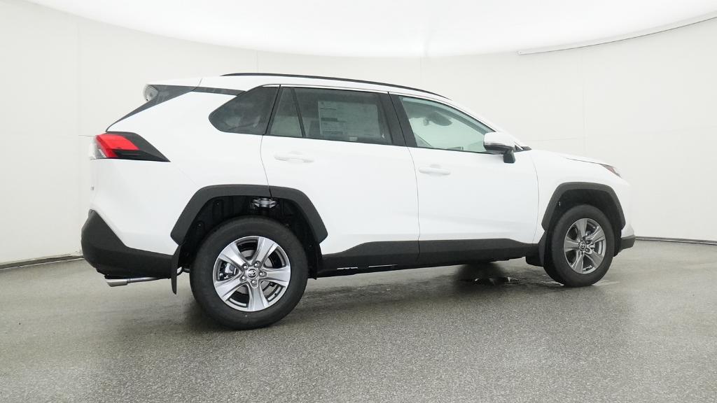 2025 Toyota RAV4 XLE photo 20