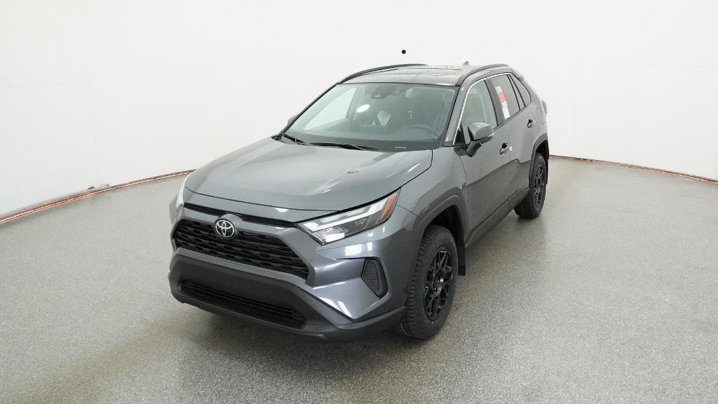 2025 Toyota RAV4 XLE photo 2