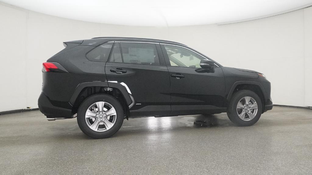 2025 Toyota RAV4 Hybrid XLE photo 27