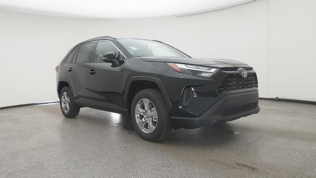 2025 Toyota RAV4 Hybrid XLE photo 10
