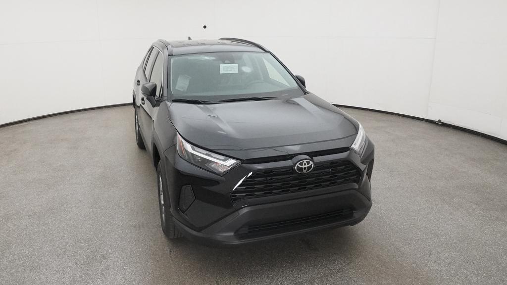 2025 Toyota RAV4 Hybrid XLE photo 28