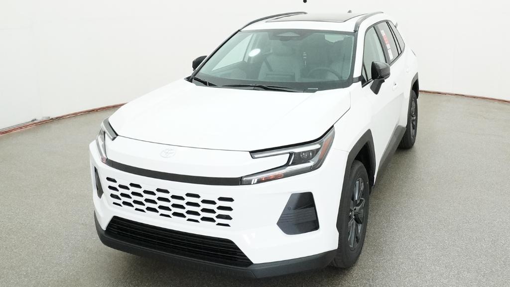 New 2026 Ice Cap Toyota XLE Premium image 9