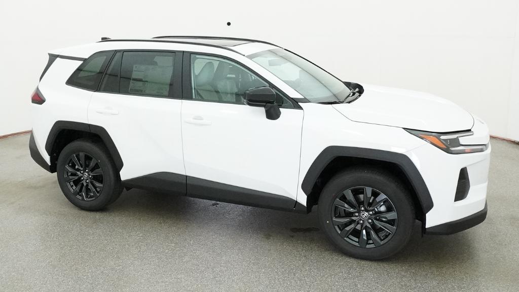 New 2026 Ice Cap Toyota XLE Premium image 23