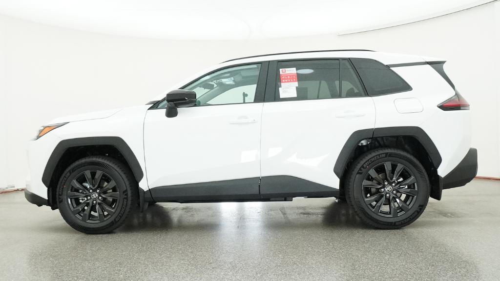 New 2026 Ice Cap Toyota XLE Premium image 13