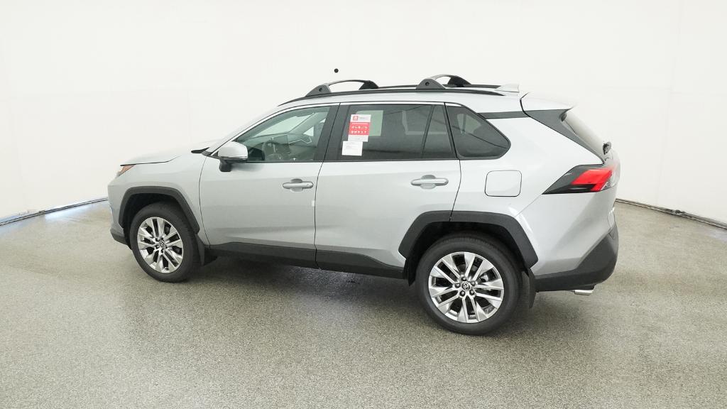2025 Toyota RAV4 XLE Premium photo 11
