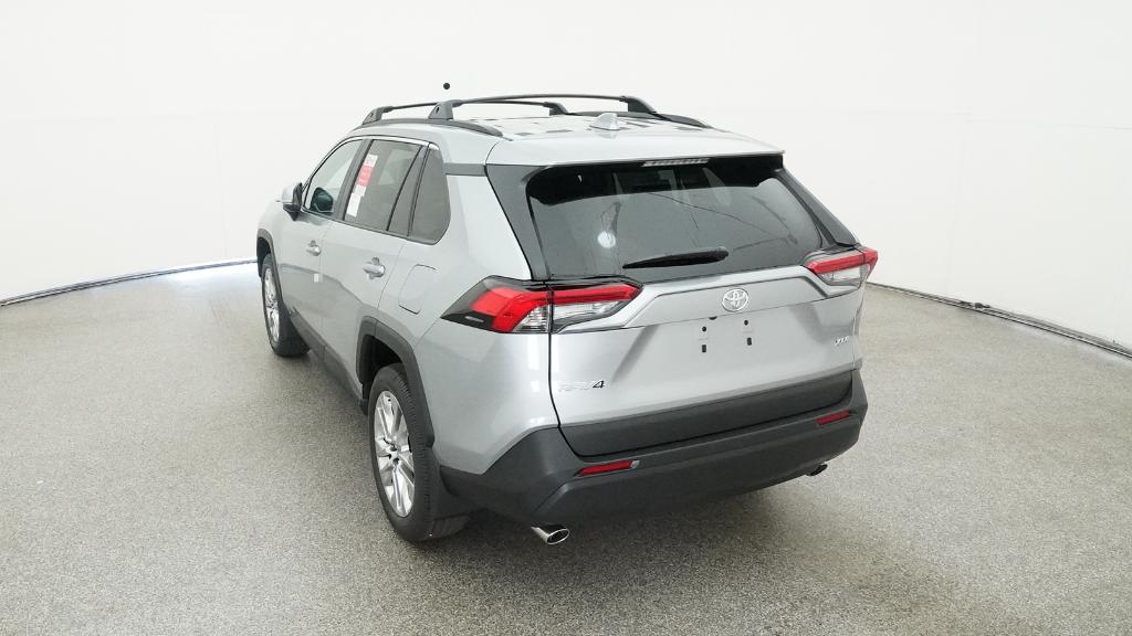 2025 Toyota RAV4 XLE Premium photo 16