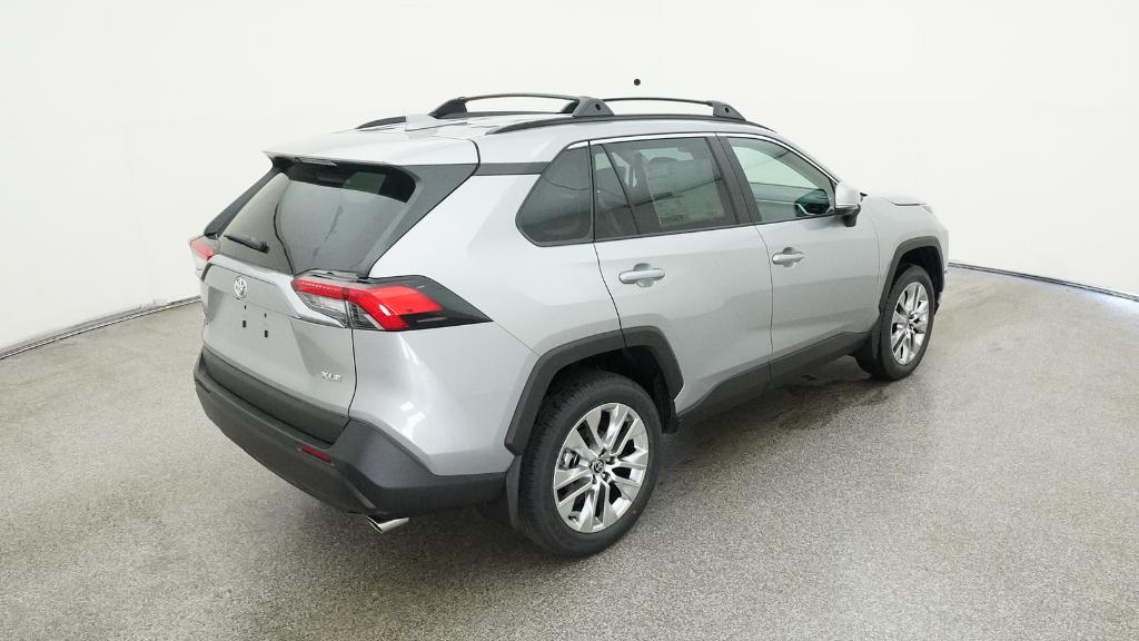 2025 Toyota RAV4 XLE Premium photo 22