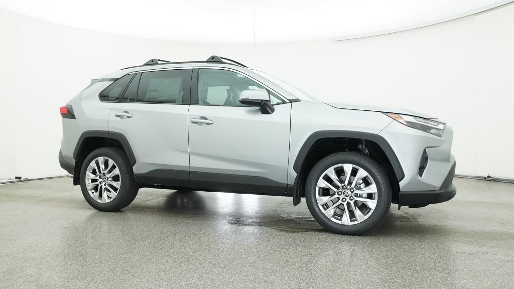 2025 Toyota RAV4 XLE Premium photo 28