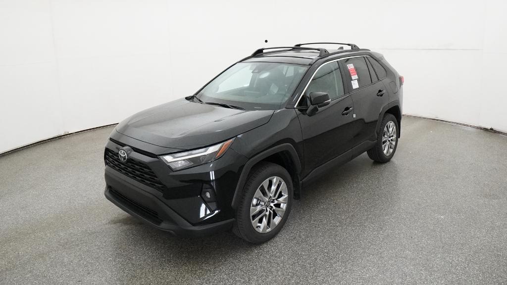 2025 Toyota RAV4 XLE Premium's photo