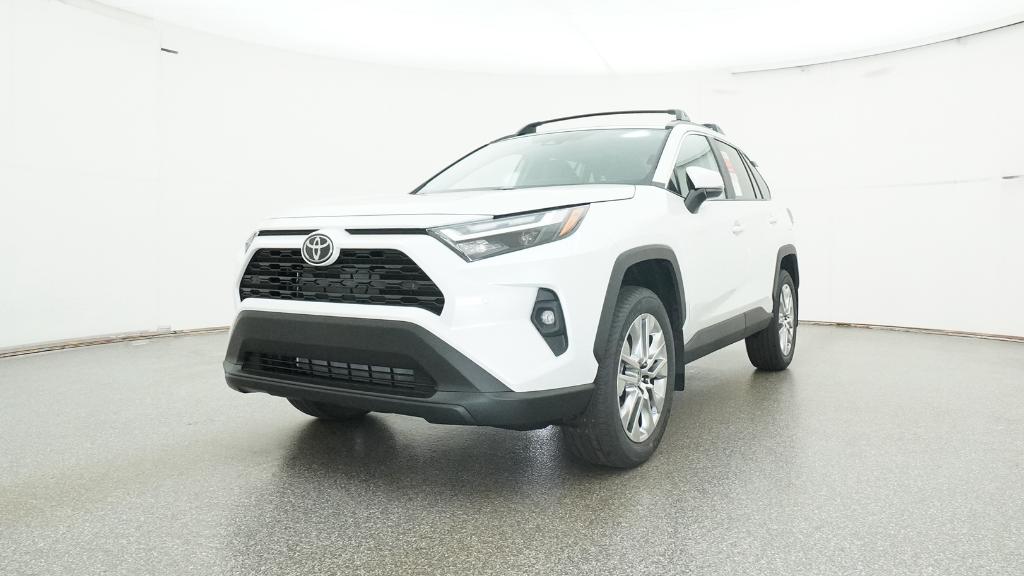 2025 Toyota RAV4 XLE Premium photo 4