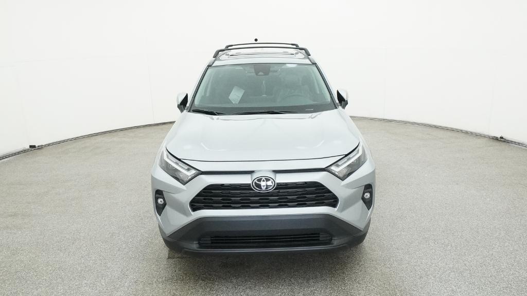 2025 Toyota RAV4 XLE Premium photo 2