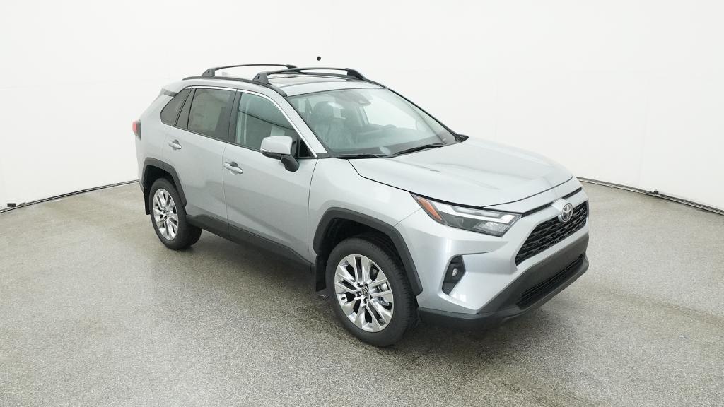 2025 Toyota RAV4 XLE Premium photo 29