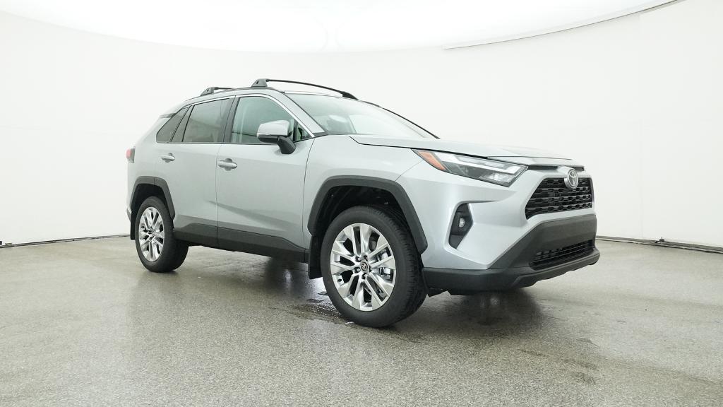 2025 Toyota RAV4 XLE Premium photo 30