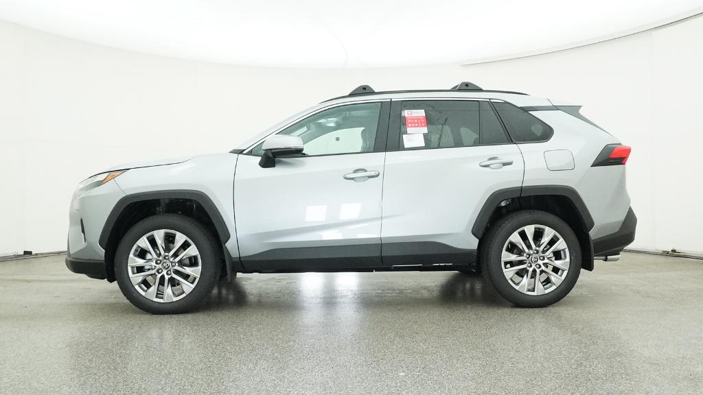 2025 Toyota RAV4 XLE Premium photo 10